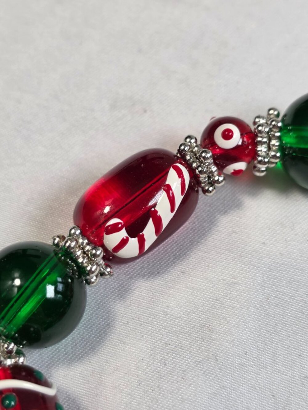 Christmas Holiday Glass Bead Stretch Bracelet Snowman Candy Cane Red Green - Picture 8 of 10